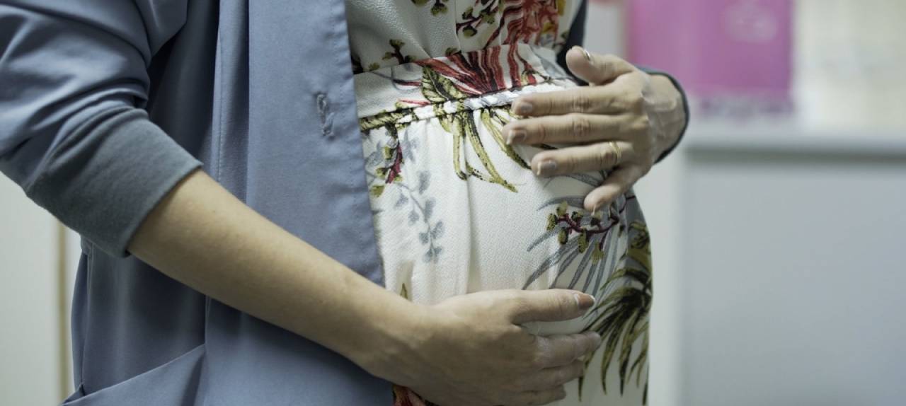 No momento, você está visualizando Parlamento aprova projeto de prevenção à gravidez na adolescência