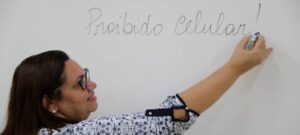 Leia mais sobre o artigo Proibição melhorou atenção e desempenho de alunos em Roraima