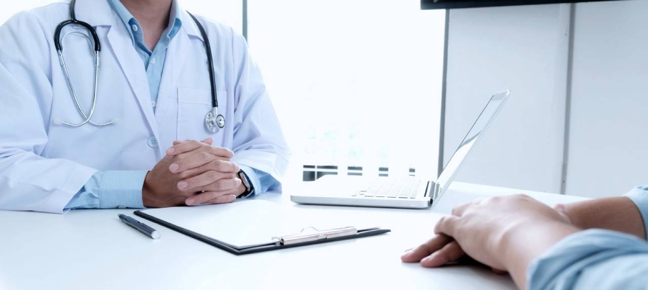 No momento, você está visualizando Deputados aprovam medidas para saúde mental, acesso a medicamentos e diagnóstico de Alzheimer