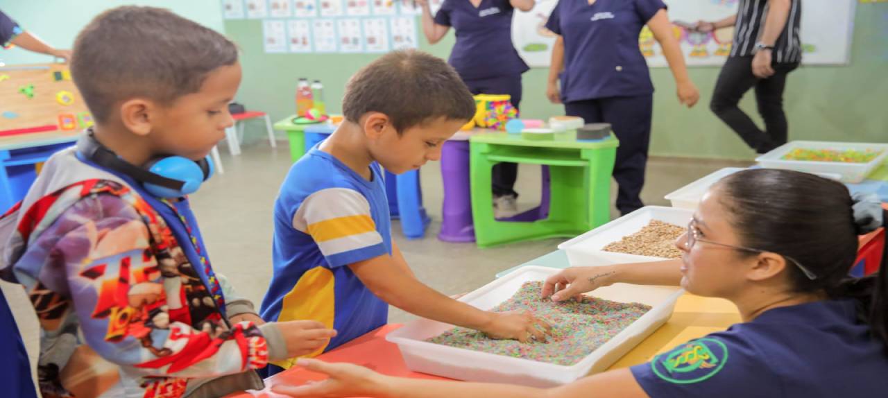 No momento, você está visualizando TEAMARR promove atividades à comunidade escolar e famílias atípicas da Escola Municipal Raimundo Eloy