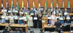 Leia mais sobre o artigo ALERR homenageia defensores e servidores da DPE-RR com Comenda Orgulho de Roraima